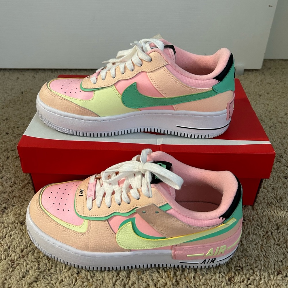 Women’s Air Force 1 Shadow ‘Arctic Punch Barely Volt’